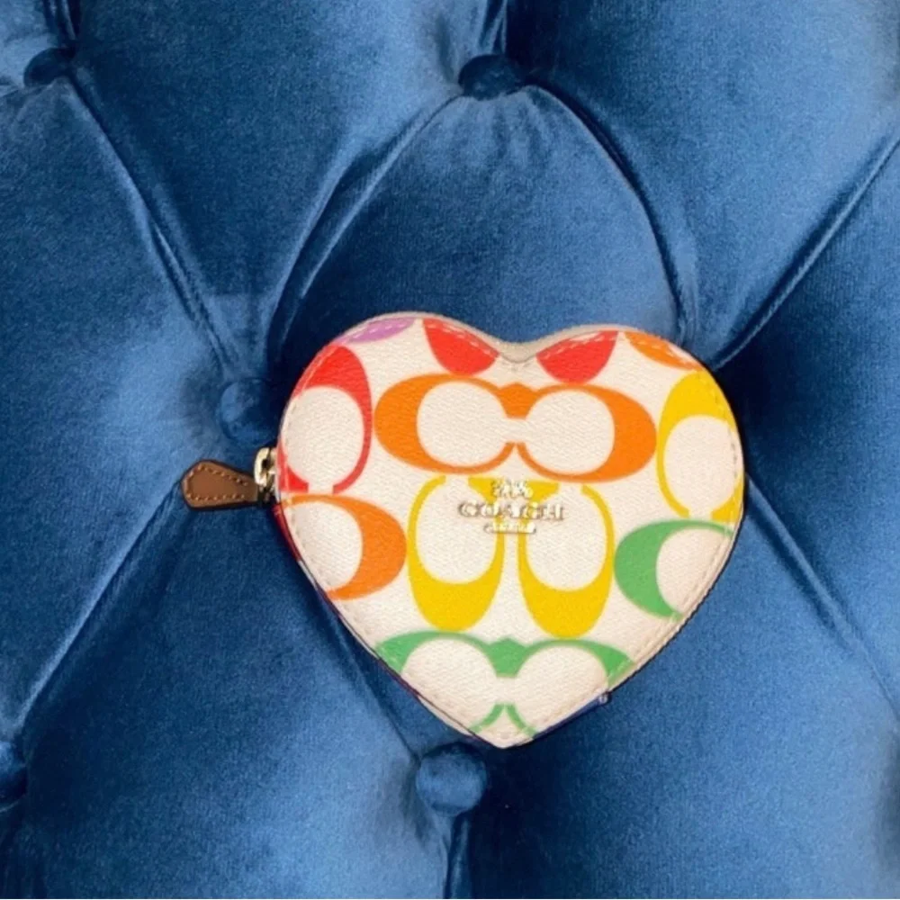 Coach rainbow heart coin case - Picture 1 of 2